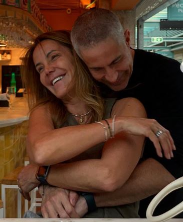 Sylvinho's cute moment with his wife